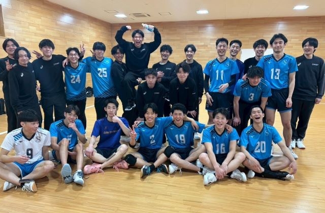 男子バレーボール部.jpg