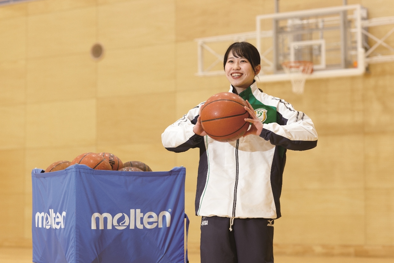 スポーツ教育学科 右 (1280x854).jpg