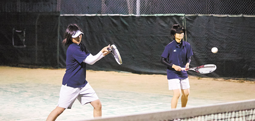 写真:ソフトテニス部