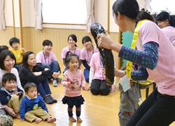 子育て支援センター『すくすく』