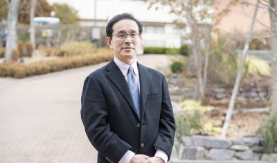 写真：学科長